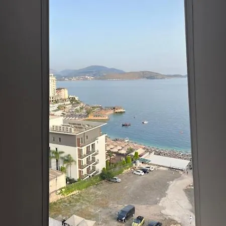 Apartment Prismatica